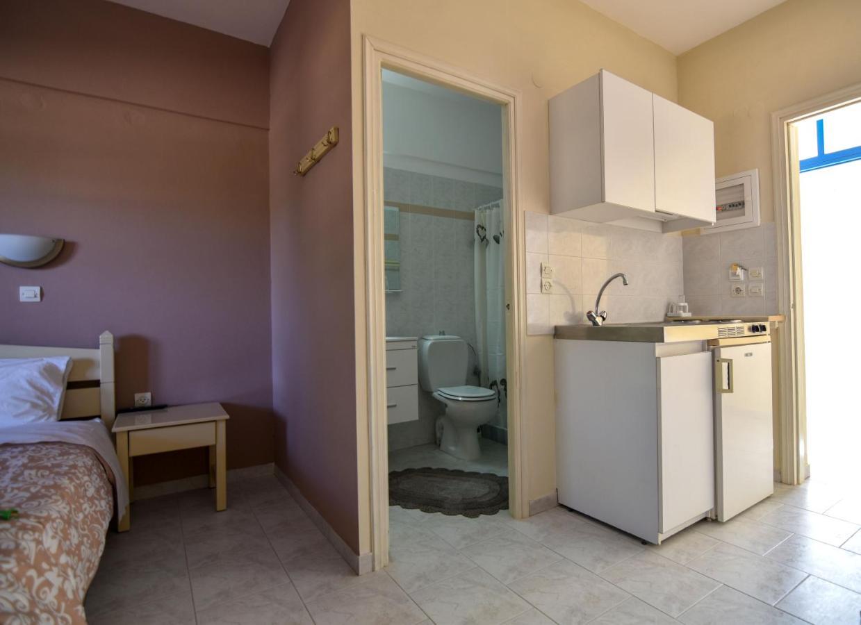 Vardes Hotel Studios Amoopi Extérieur photo