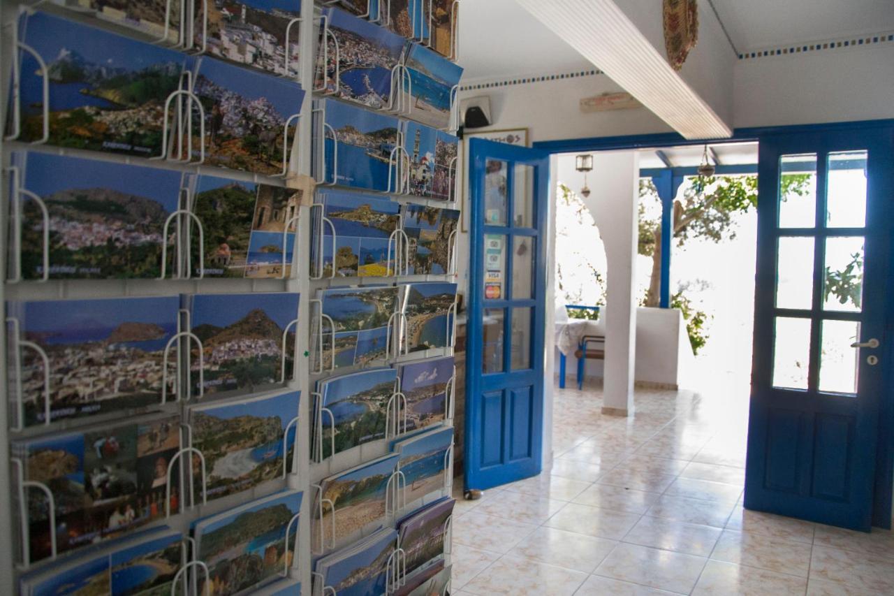 Vardes Hotel Studios Amoopi Extérieur photo