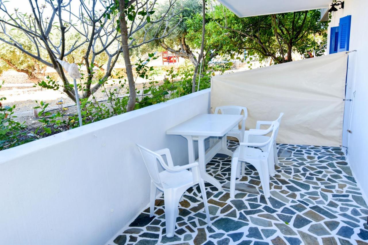 Vardes Hotel Studios Amoopi Extérieur photo
