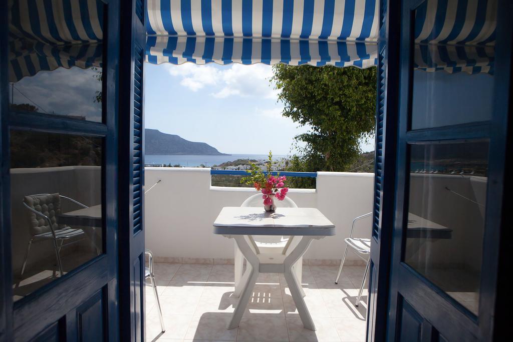 Vardes Hotel Studios Amoopi Extérieur photo